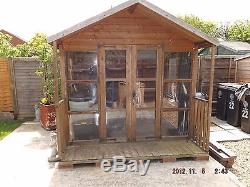 Summer house / garden shed