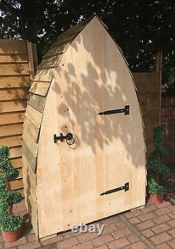 Wood / Log / Garden Shed with door