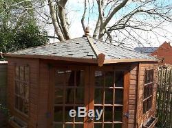 Wooden Garden Summer House / Cabin / Shed. Good Condition