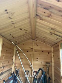Wooden shed 6 x 4 used Solid
